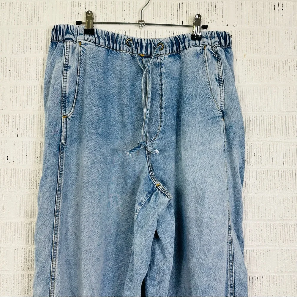 Pilcro Beachy High-Rise Parachute Jeans | Baggy Denim | Coastal Cowgirl Small - Picture 3 of 10